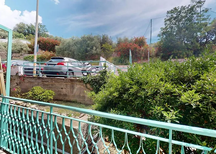 Perla - By Ligooria *